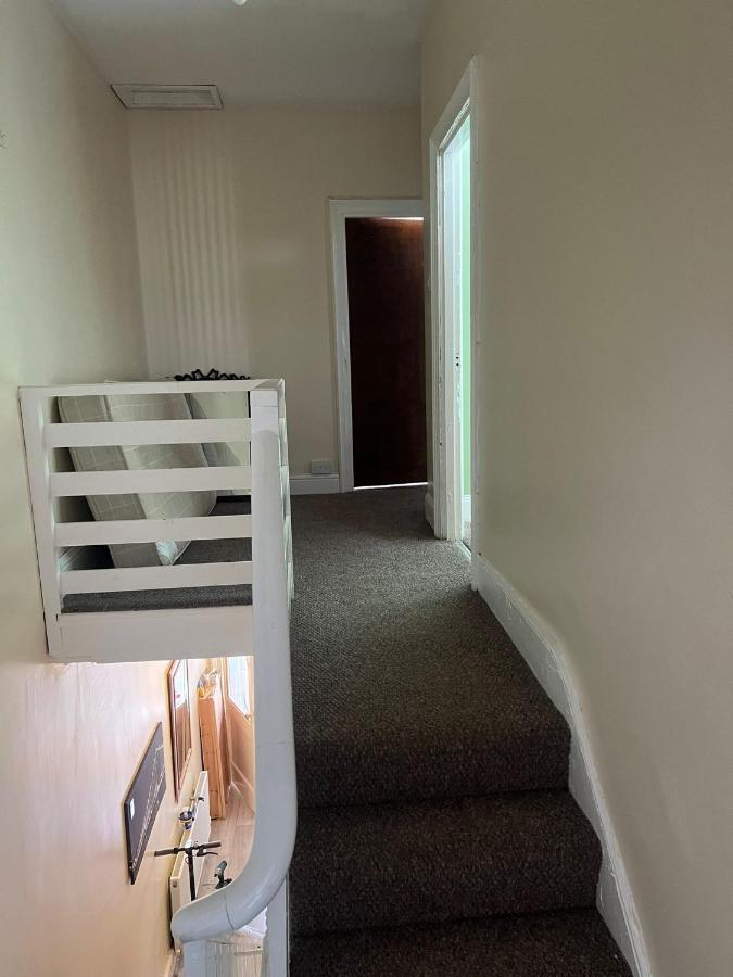 Arthurs Hill Newcastle, Free Parking Fully Equipped Kitchen 4 Bedrooms, Near City Centre Exterior foto